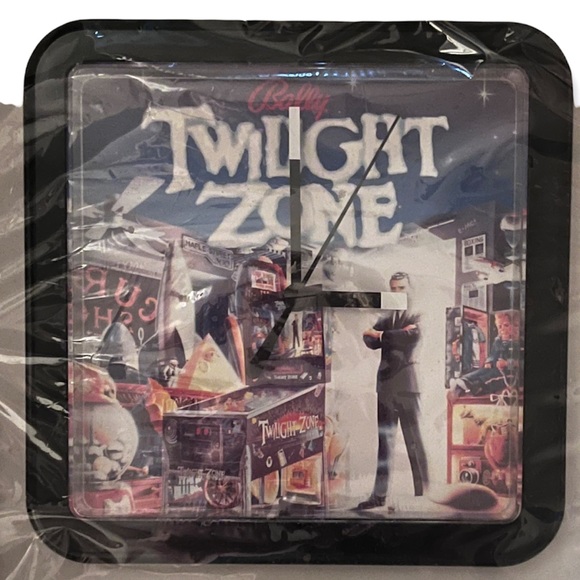 VTG The Twilight Zone Pinball Wall Clock - Picture 4 of 5